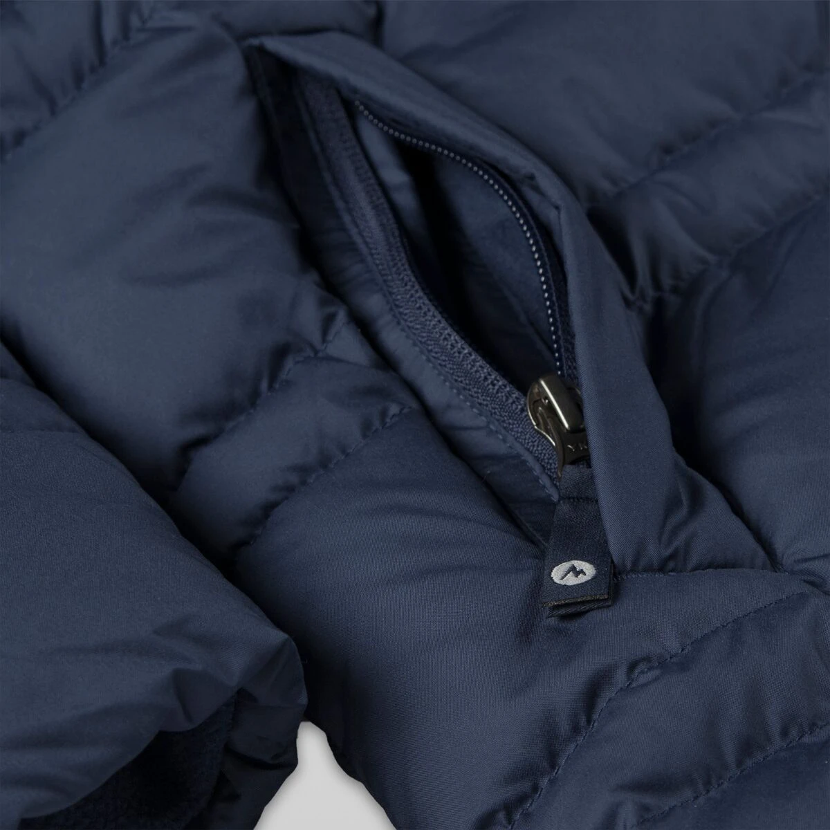 Marmot Montreaux 2.0 Down Jacket - Girls' 4 Marmot Montreaux 2.0 Down Jacket - Girls' - Image 2